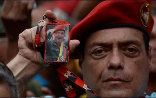 Venezuela niega incursión militar en Colombia y dice es un “falso positivo”