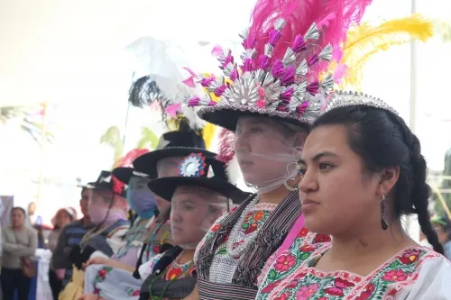 Presentarán libro sobre Carnaval de Canoa por el sexto Festival de Huehues