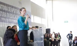Las circunstancias por delante