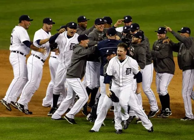 Tigres barren a los Yanquis y acceden a la Serie Mundial