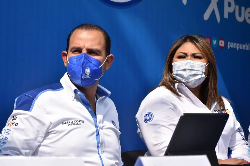 Marko Cortés exige justicia en caso de Saúl Huerta, calla ante militantes del PAN con acusaciones criminales