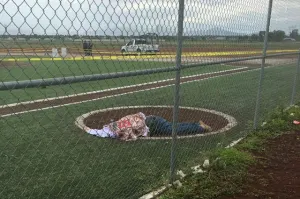 Comando acribilla a uno y lesiona a 10 más en Acatzingo