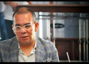 Critican a director de TV UNAM por desdeñar música de Juanga