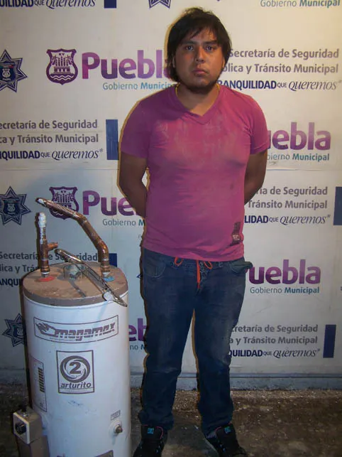 Policía Municipal aseguró a sujeto que habría robado bóiler en la colonia 3 de Mayo
