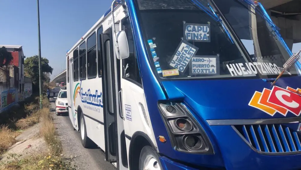 Multan a 27 unidades de transporte público por violar reglamento
