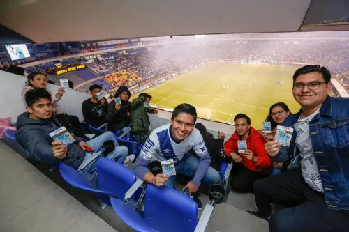 Disfrutan poblanas y poblanos partidos de la franja gracias al SEDIF
