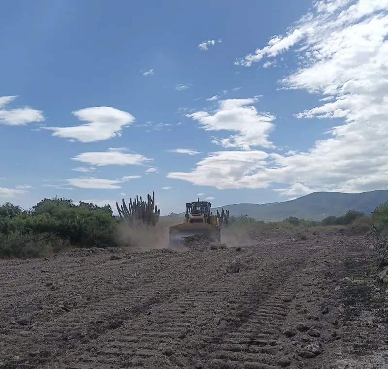 Secretaría de Infraestructura trabaja en mantenimiento y apertura de vialidades rurales