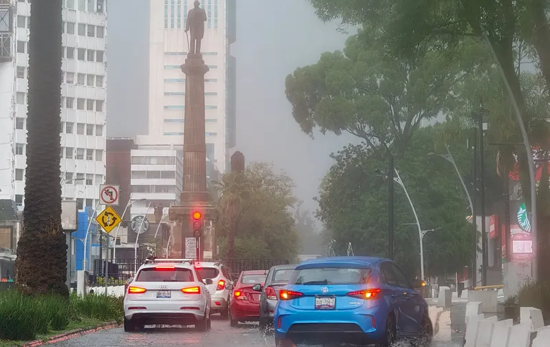 Huracán Vance y frente frío 3 provocarán lluvias fuertes y bajas temperaturas en México