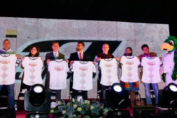 Presenta Inpode playera y medalla del “Maratón Puebla 2024”