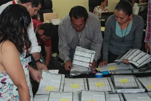 IEE anuló 63 paquetes siniestrados en Puebla