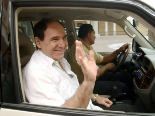 Cae expresidente de Ecuador por delincuencia organizada