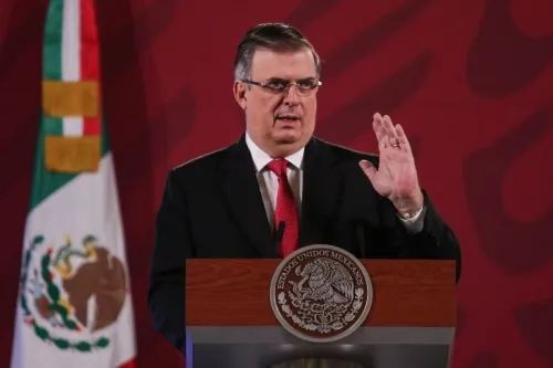 México participará en fase 3 de vacuna rusa contra COVID-19: Ebrard
