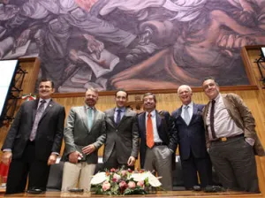 Es momento de regular marihuana: expertos