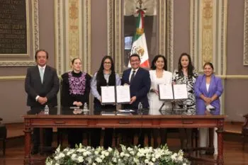 Congreso del estado de Puebla e IMSS firman convenio de colaboración