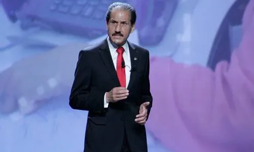 Buscará Esparza reelección en rectoría para periodo 2017-2021