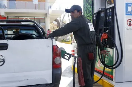 Gasolina Premium se vende en 17.97 pesos el litro en Puebla