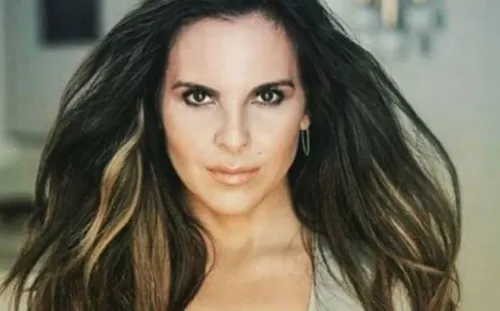 Kate del Castillo, nominada a tres premios de teatro por “The Way She Spoke”