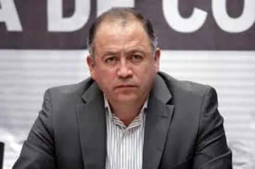 CDE del PRI condena que liderazgos “se hayan bajado del barco”
