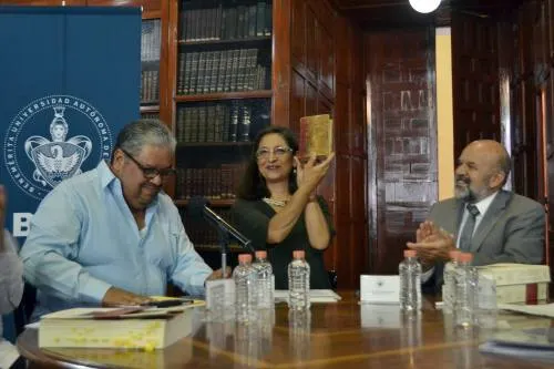 El recetario antiguo La Cocinera Poblana inicia la marca de la cocina “típica de Puebla”