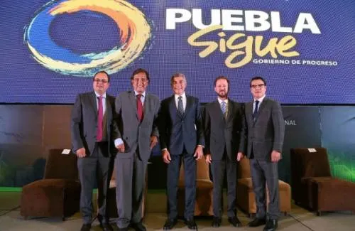 Tony Gali clausura el Foro Internacional de Energía México