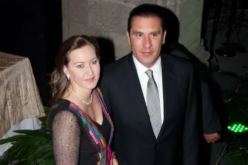 Continúa investigación internacional de helicóptero accidentado de Martha Erika Alonso: SCT