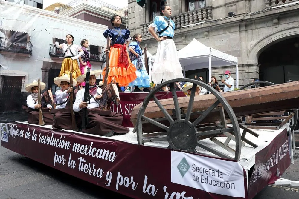 Desfile Revolucion Mexicana Puebla