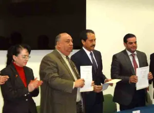 Logra ASPABUAP incremento salarial del 3.5 y 2.6 por ciento