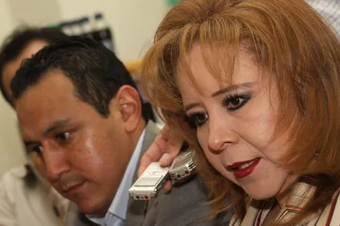 Crisis financiera del PRI debe convertirse en algo positivo: Claudia Hernández