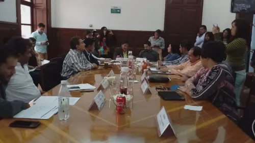 Remueven a director de Abasto y Comercio Interior acusado de abusos