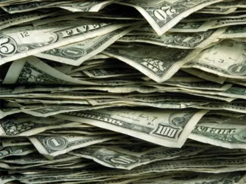 Otra vez el dólar cuesta menos de 18 pesos
