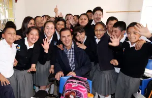 La mejor forma de desarrollar al país es invertir en educación: RMV