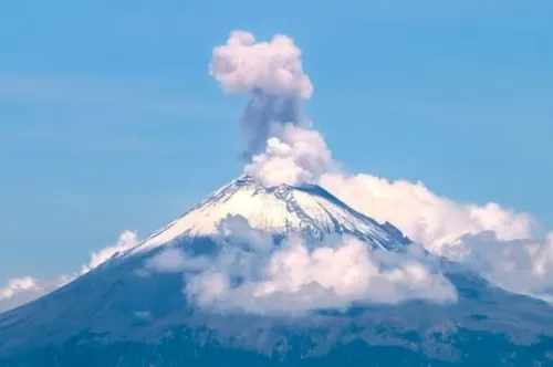 Permanece Popocatépetl en Amarillo Fase Dos