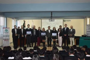 Recibe Conalep Puebla donación de 150 laptops del Inegi