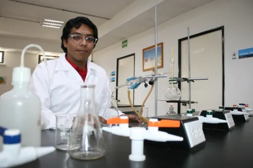 Estudiante de la prepa Benito Juárez gana segundo lugar en la XXIX Olimpiada Nacional de Química