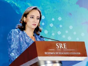 SRE: adiós a la no intervención; México debe cambiar política exterior, dice