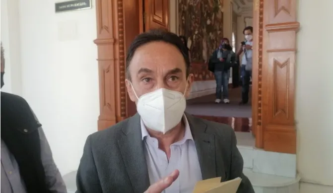 Reconoce Cruz Lepe que han ofrecido “mordidas” a elementos de Vía Pública