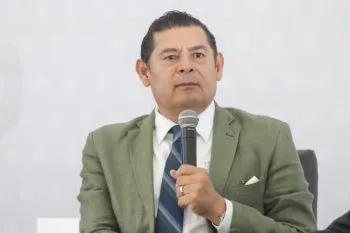 Propone Alejandro Armenta que el gobierno estatal ejecute obras públicas en municipios sin capacidad técnica