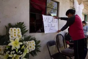 Familiares de peregrinos de Mihuacán solicitan apoyo para gastos por tragedia