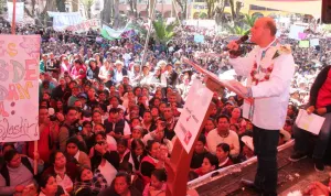 Convoca Lastiri cerrar filas para una sociedad más justa
