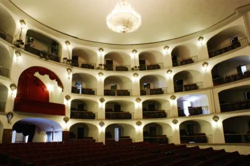 Teatro Principal, el coliseo más antiguo de América Latina