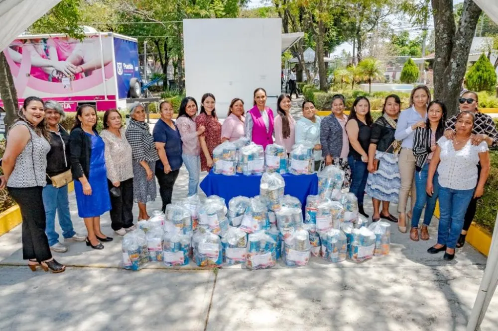 Con motivo del día de las madres, SMDIF hace donativo de conservas a subsistemas de juntas auxiliares