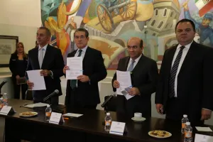 Signan convenio para prevenir la violencia y delincuencia