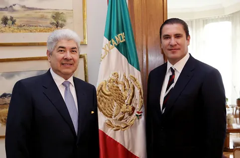 Se reúne RMV con el embajador de México en España