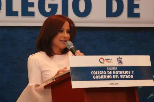 Dinorah López de Gali y Tony Gali fortalecen colaboración con el Colegio de Notarios