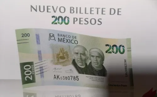 VIDEO: Ponen en circulación el nuevo billete de 200 pesos