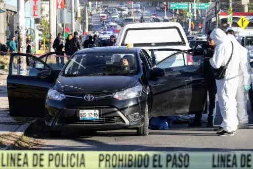 Muere delincuente en intento de asalto en Periférico