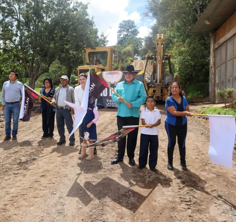 Zacatlán mejora vía
