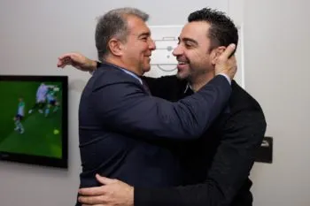 Xavi Hernández se queda en el Barcelona hasta 2025