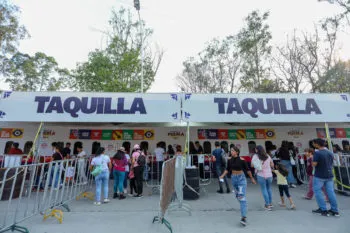 Teatro del Pueblo de la Feria de Puebla 2025 se queda en la Plaza de La Victoria