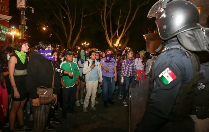 8m-marcha-palacio-municipal-pue